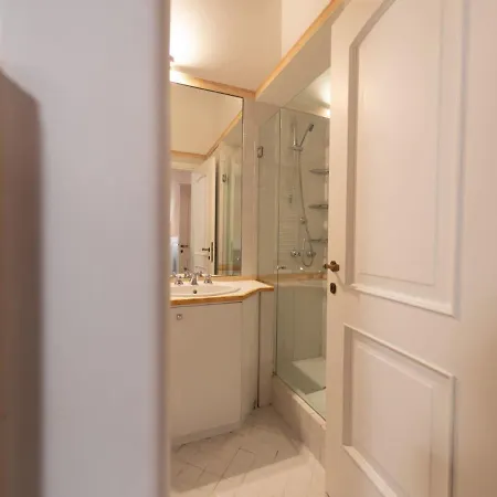 Apartament The Rent - Near Fontana Di Trevi