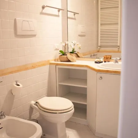 The Rent - Near Fontana Di Trevi Apartament *